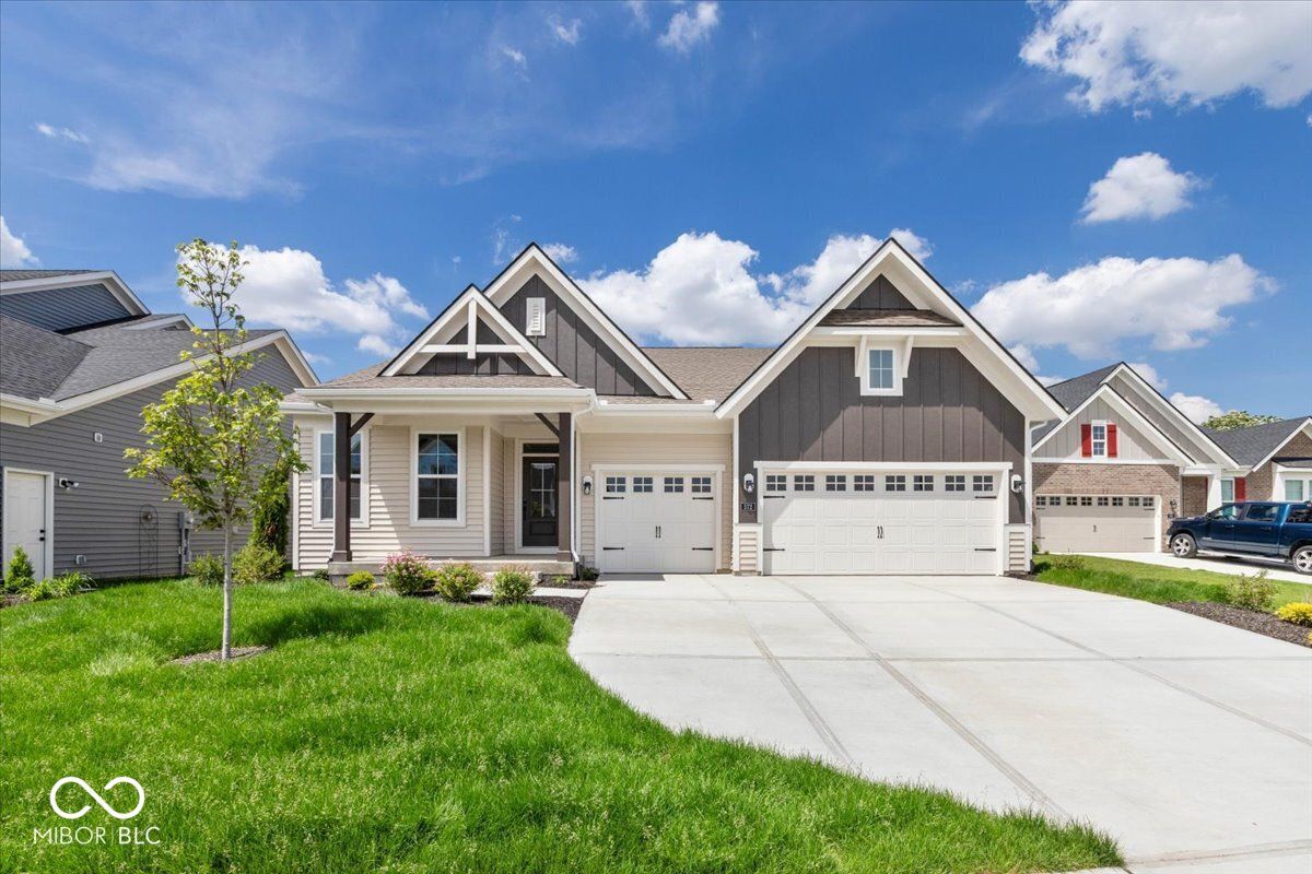 Emmett - Parkrose: Greenfield, Indiana - Fischer Homes 