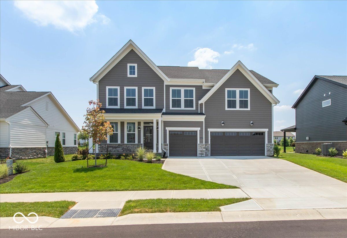 Carrington - The Cove: Fishers, Indiana - Fischer Homes 