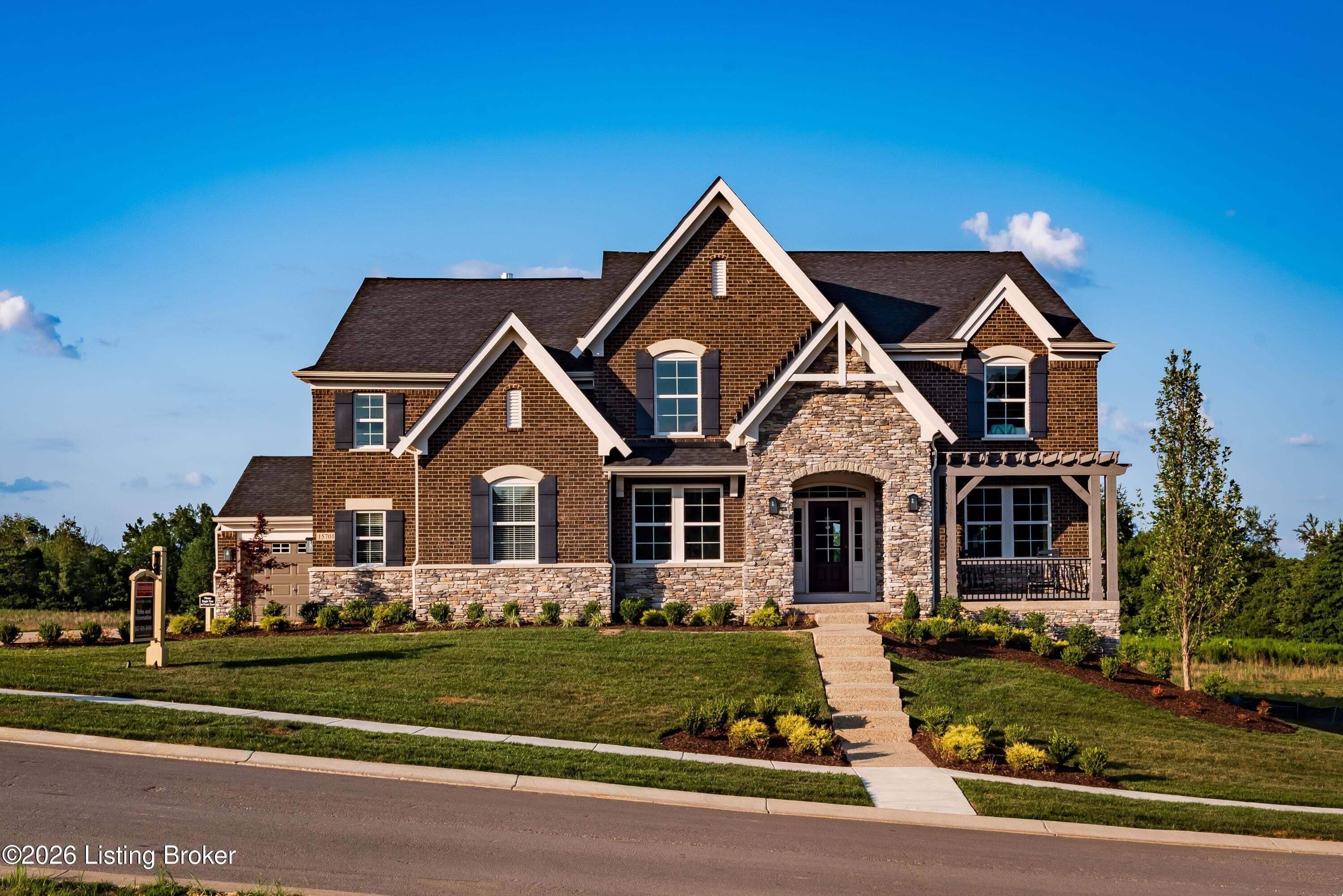 Paxton - The Estates and Meadows at Floyds Fork: Louisville, Kentucky - Fischer Homes 