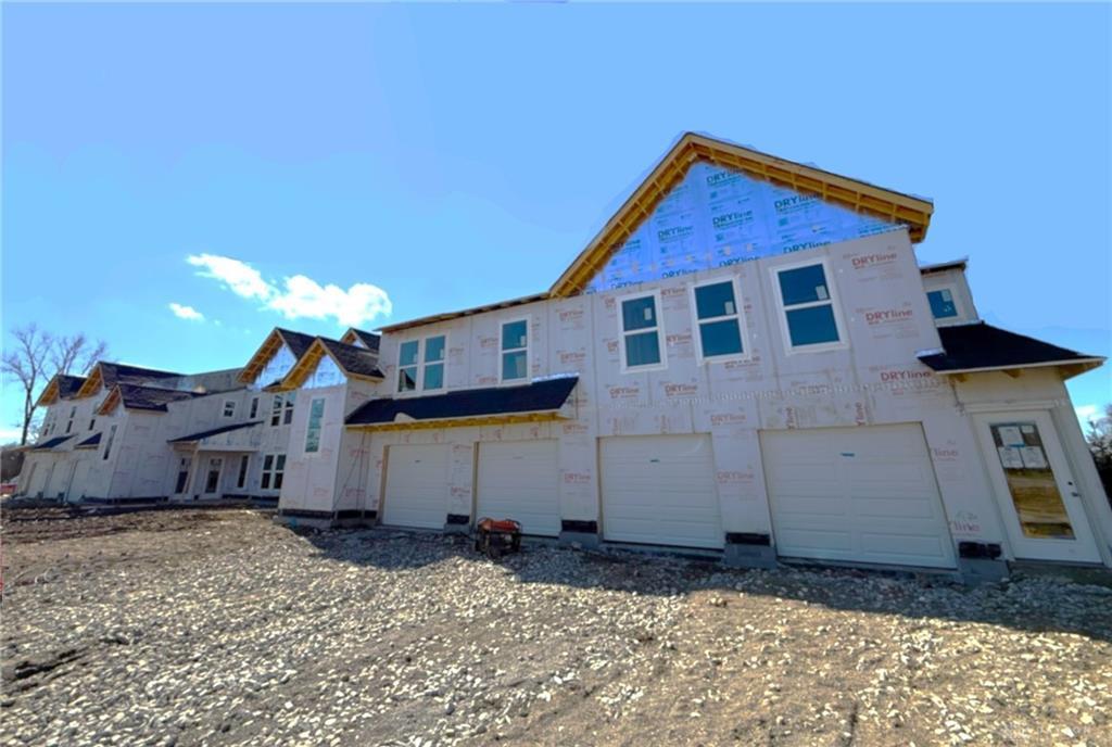 Hayward - B - The Landing: Vandalia, Ohio - Fischer Homes 