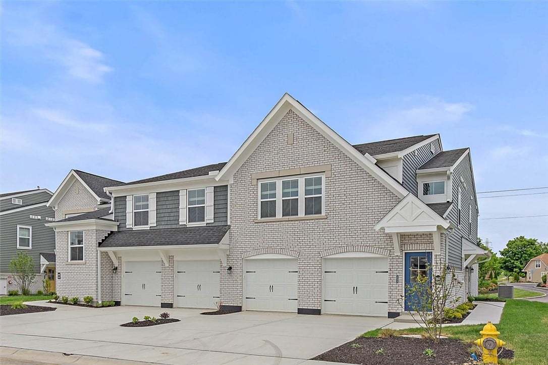 Hayward - C - Glenview: Fairborn, Ohio - Fischer Homes 