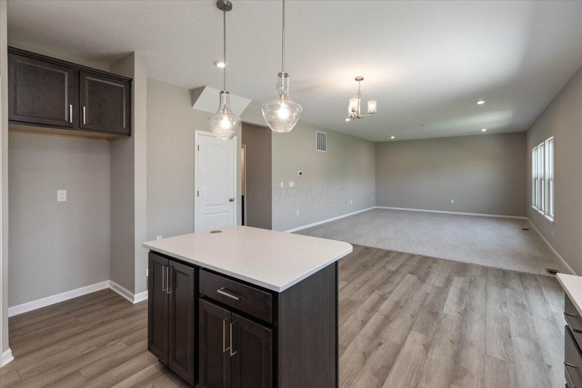 09-Kitchen and Dining