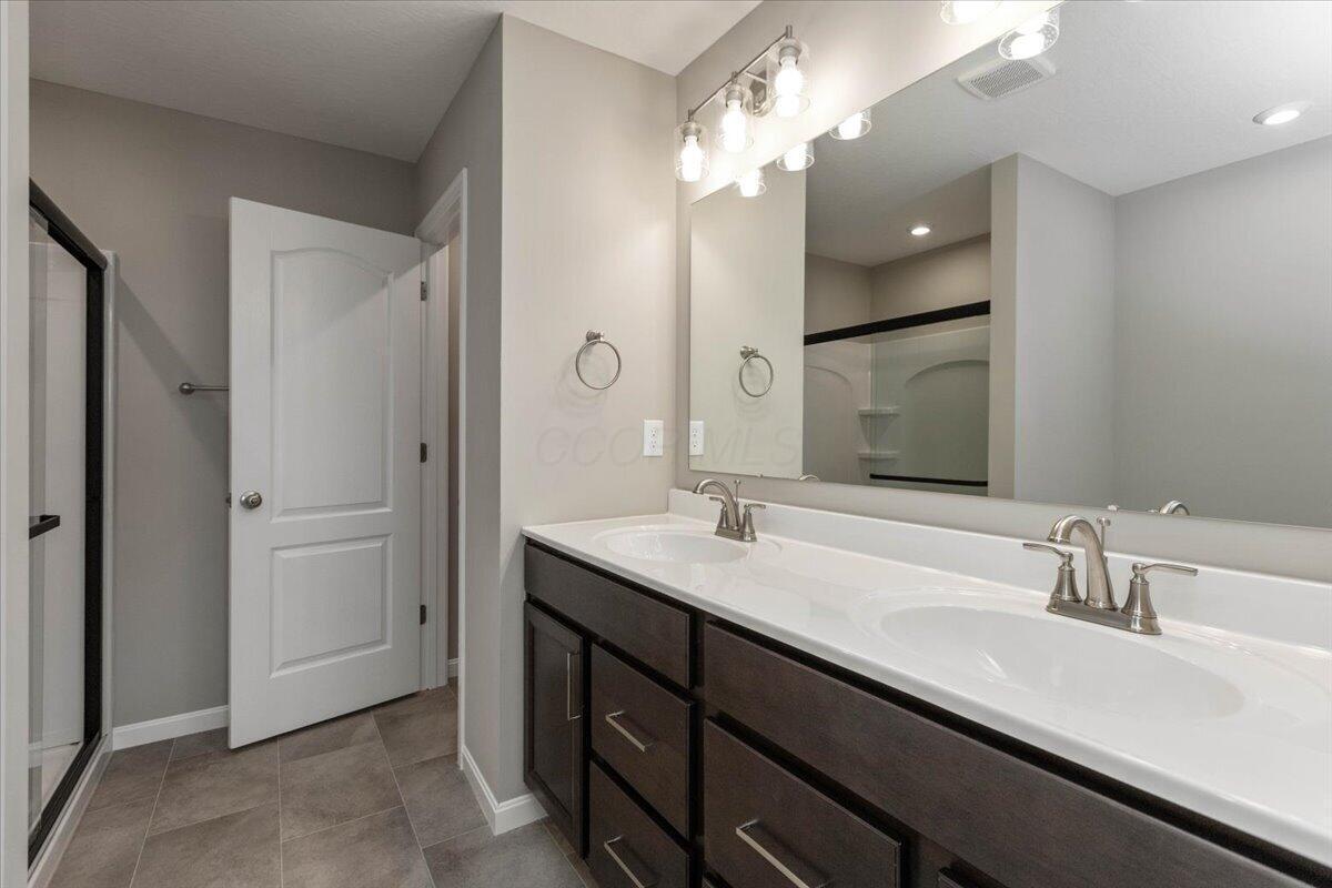 21-Primary Bath