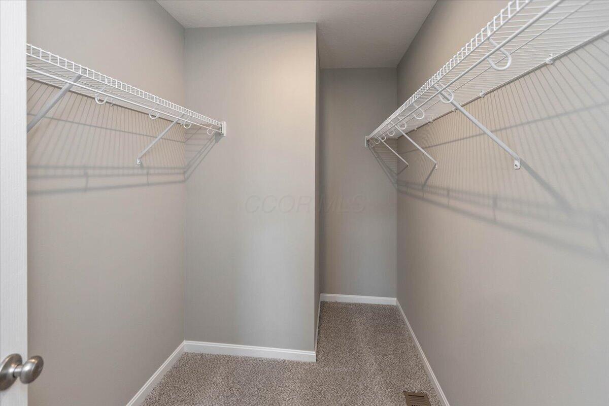 23-Primary Closet
