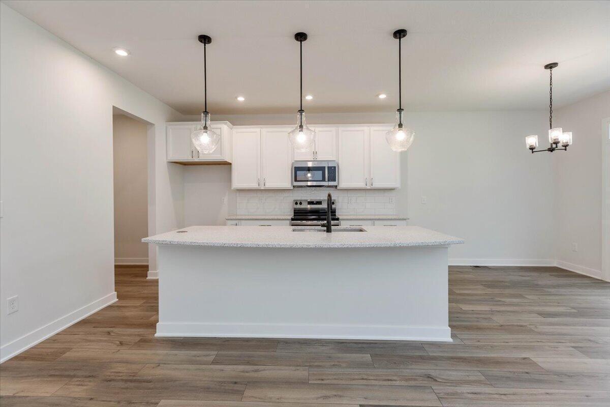 06-Kitchen