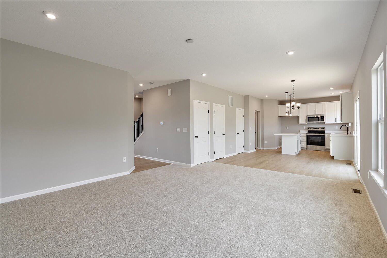 09-Living Room