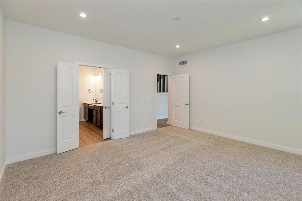 20-Primary Bedroom