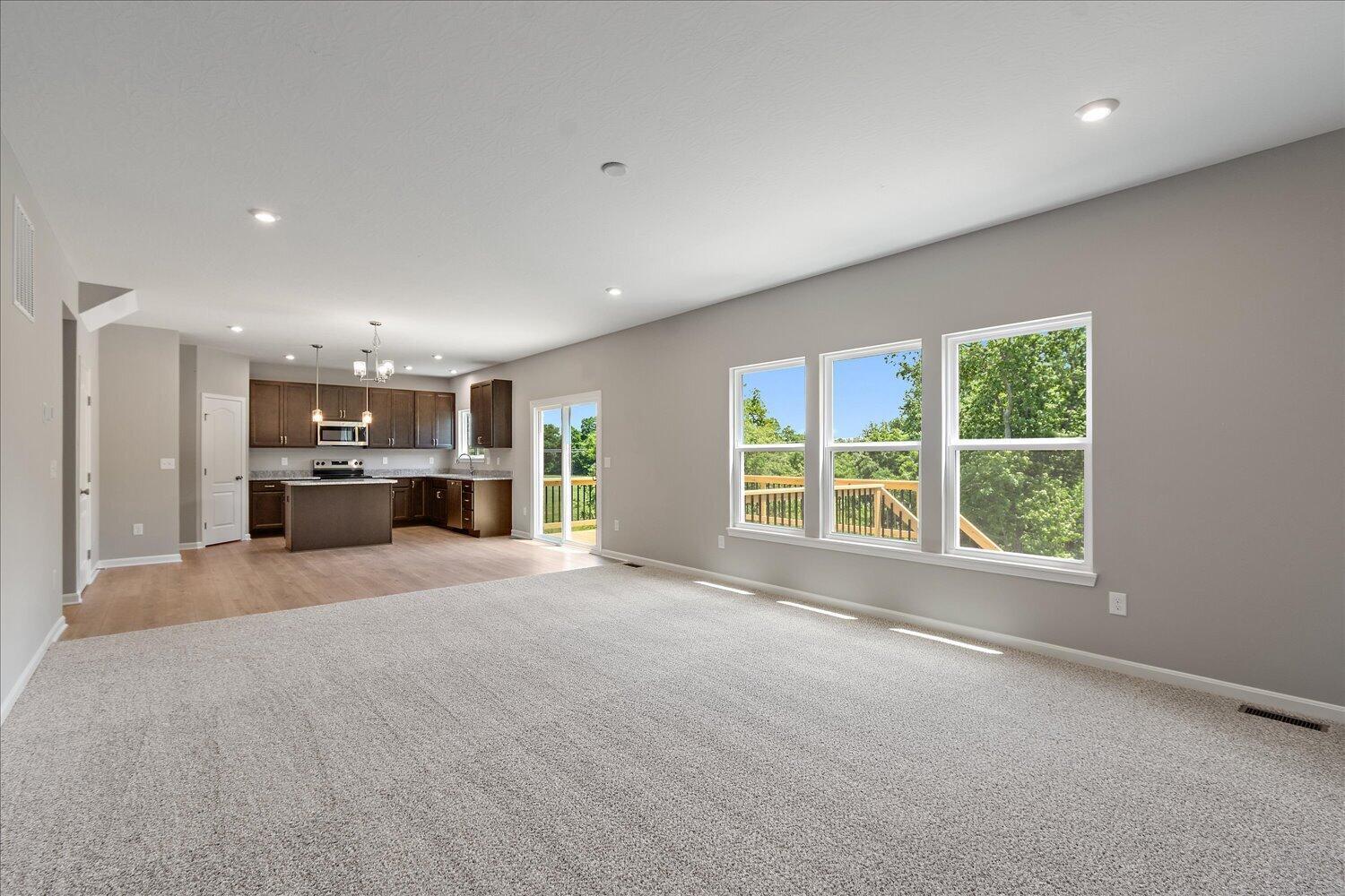09-Living Room