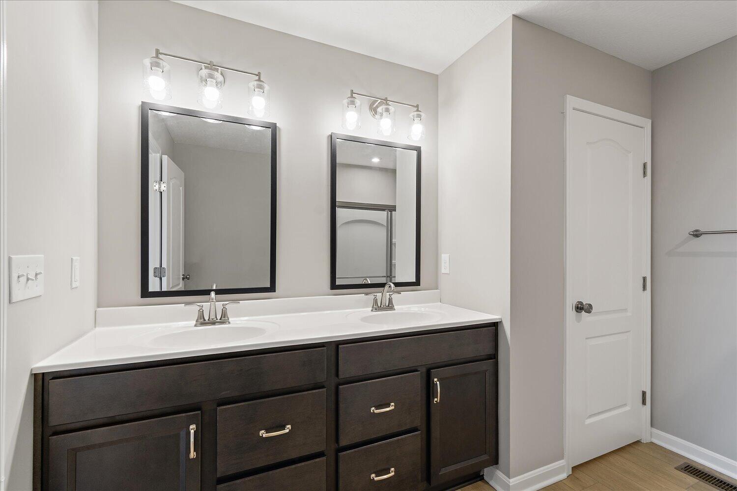 18-Primary Bathroom