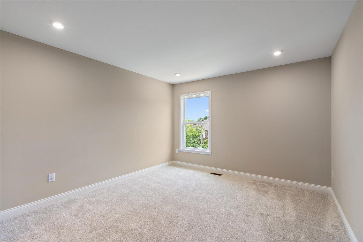 24-Bedroom 3