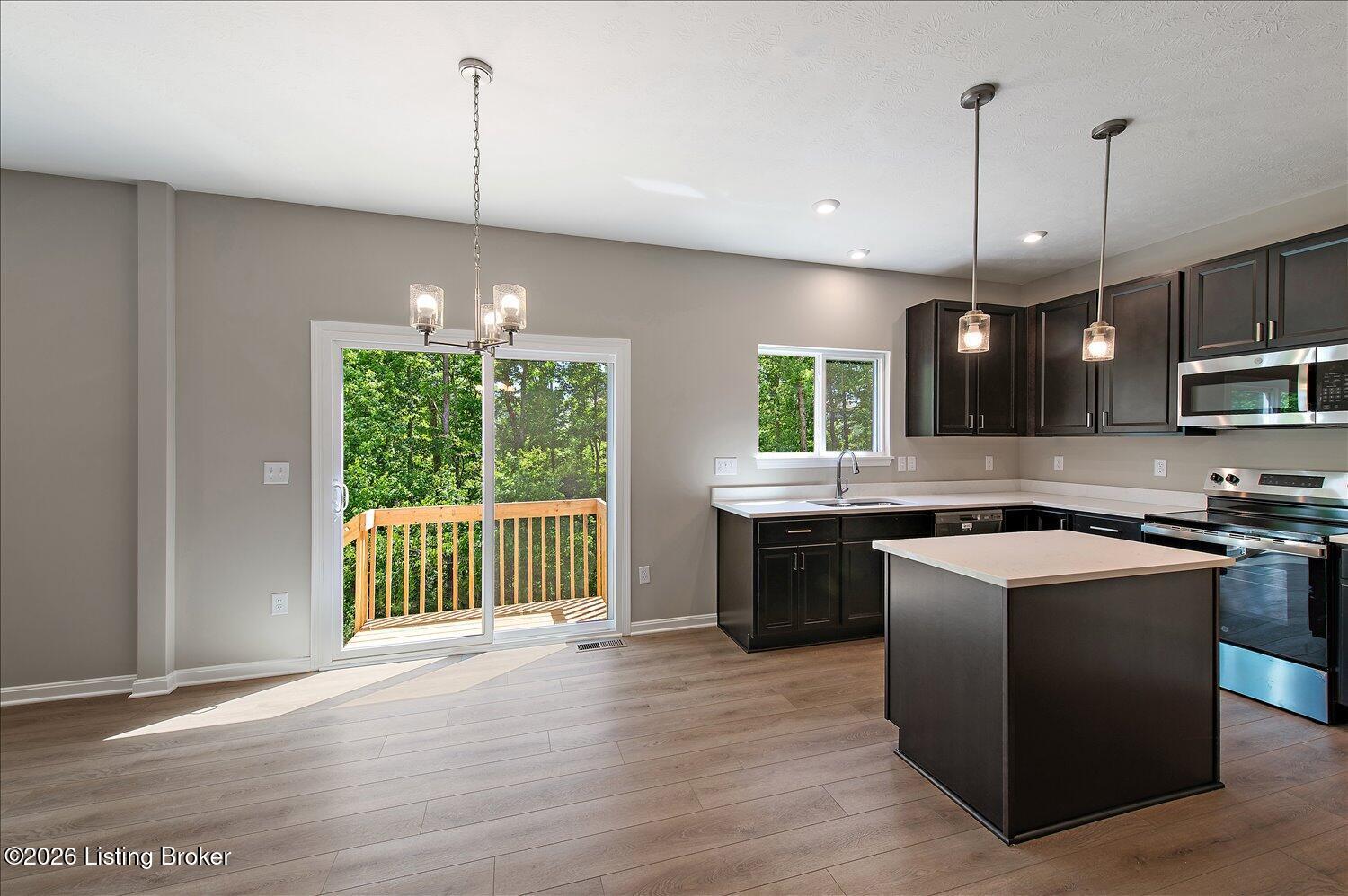 05-Breakfast Area