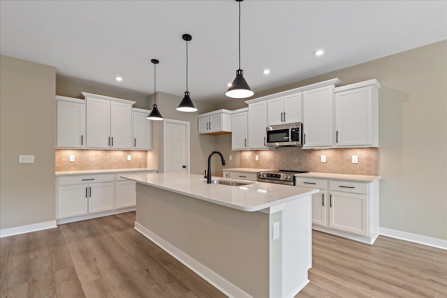 02-Kitchen