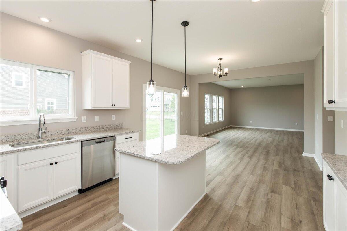 08-Kitchen