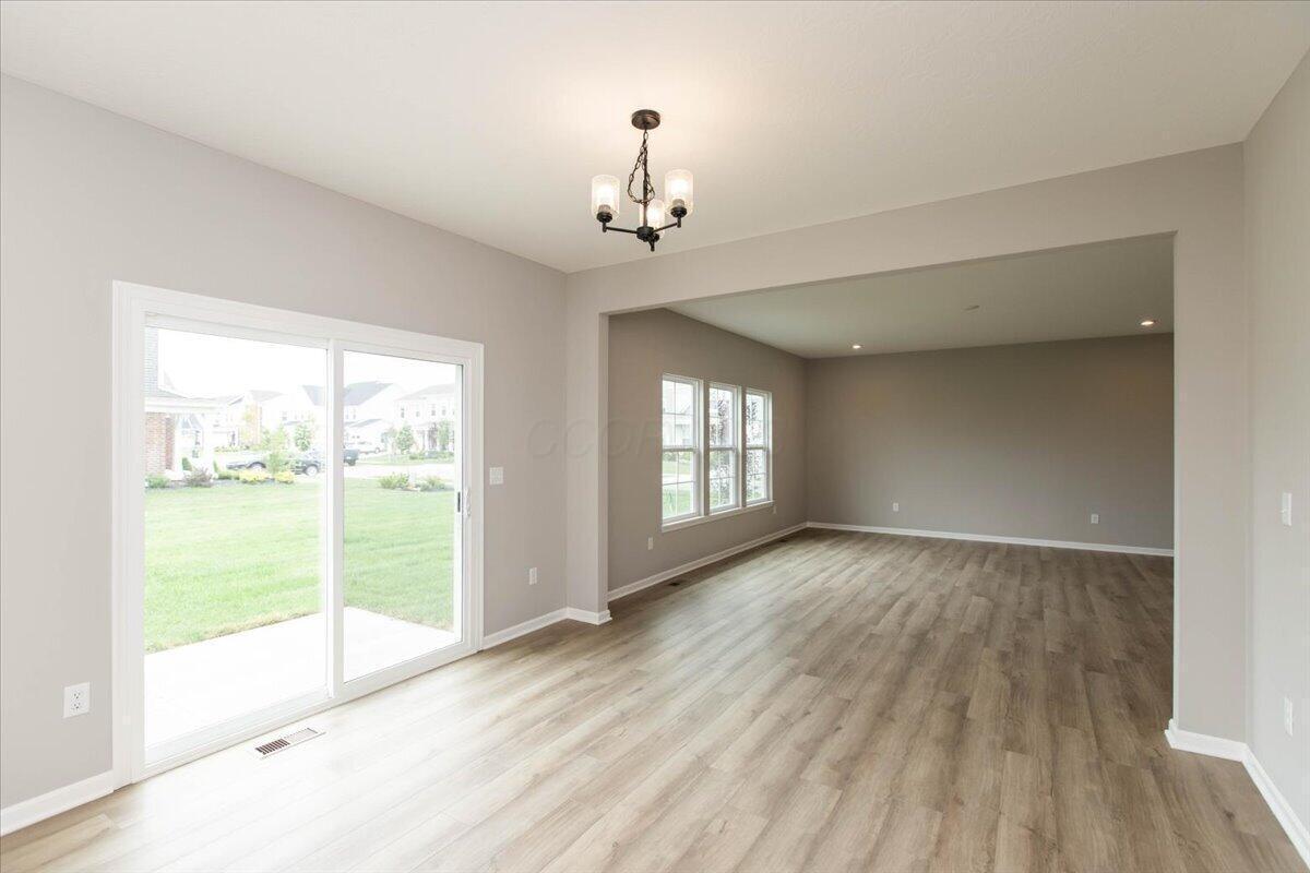 10-Breakfast Area