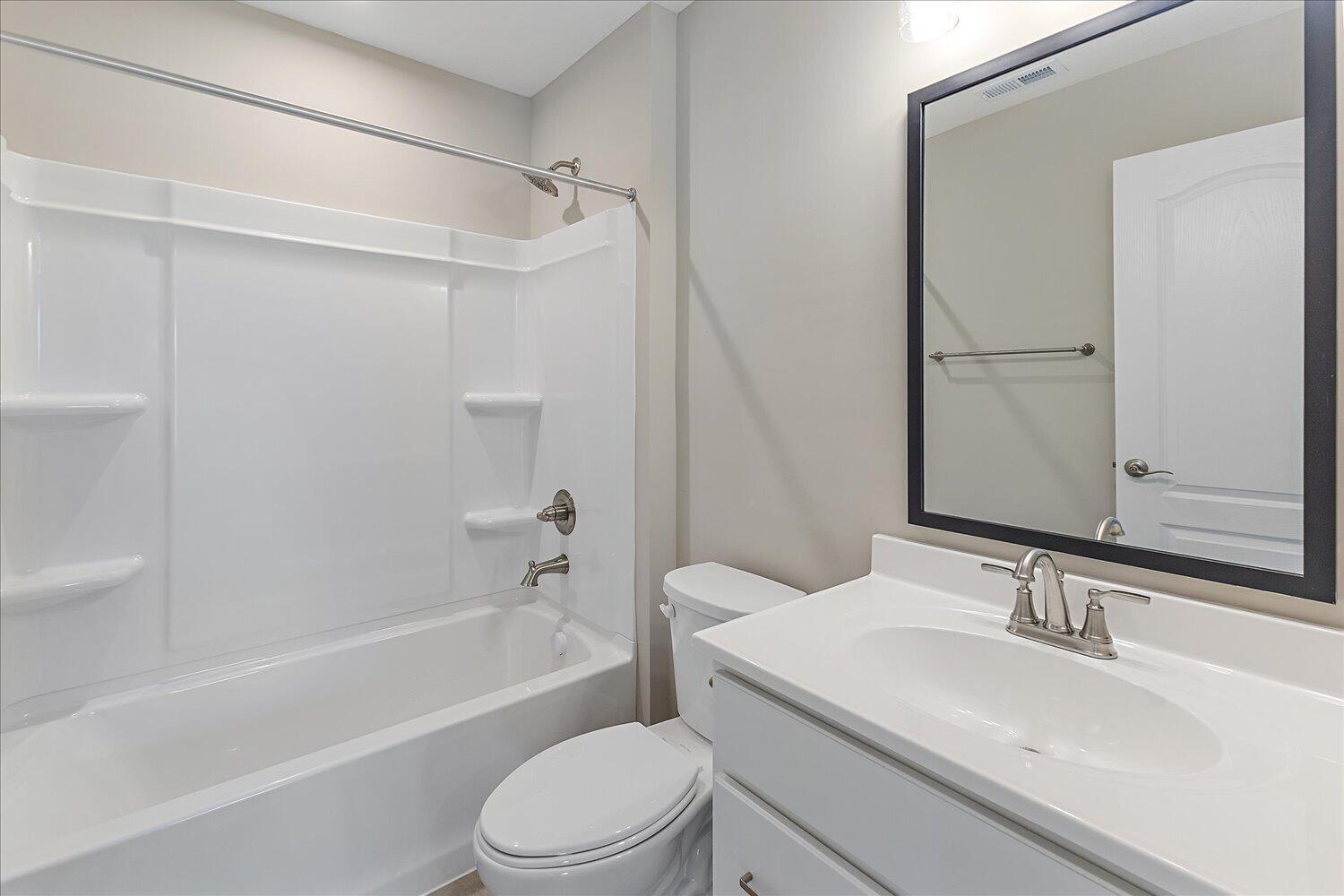 19-Hall Bath