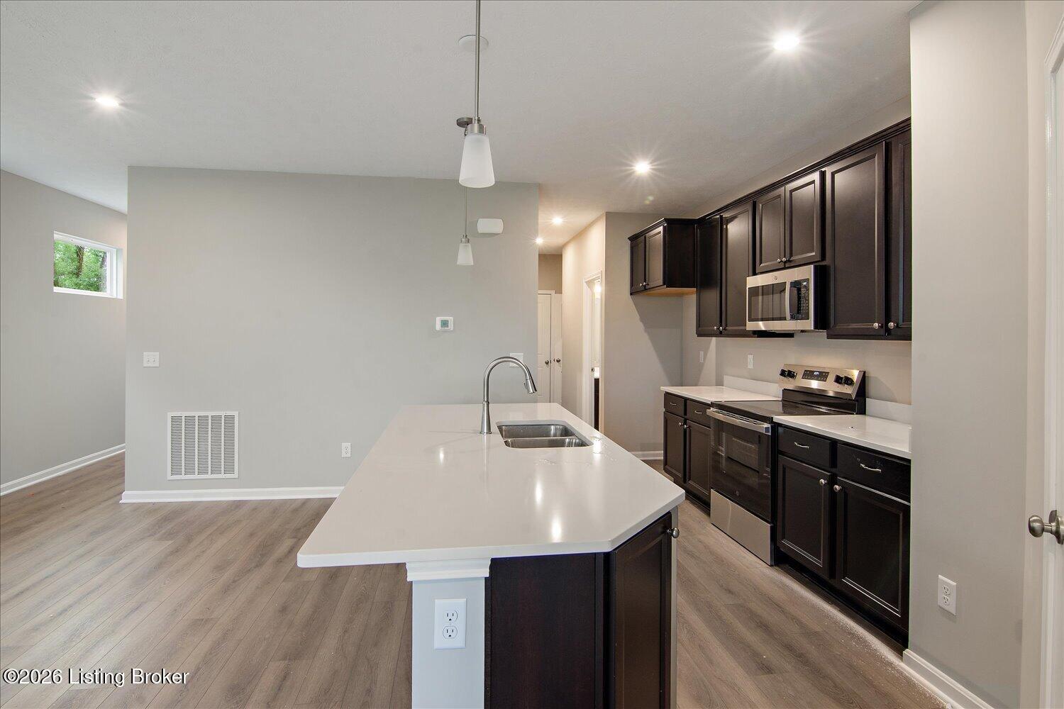 04-Kitchen