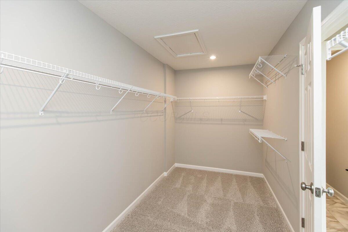 32-Primary Closet