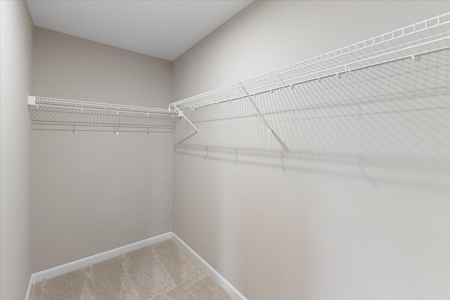 15-Walk in Closet