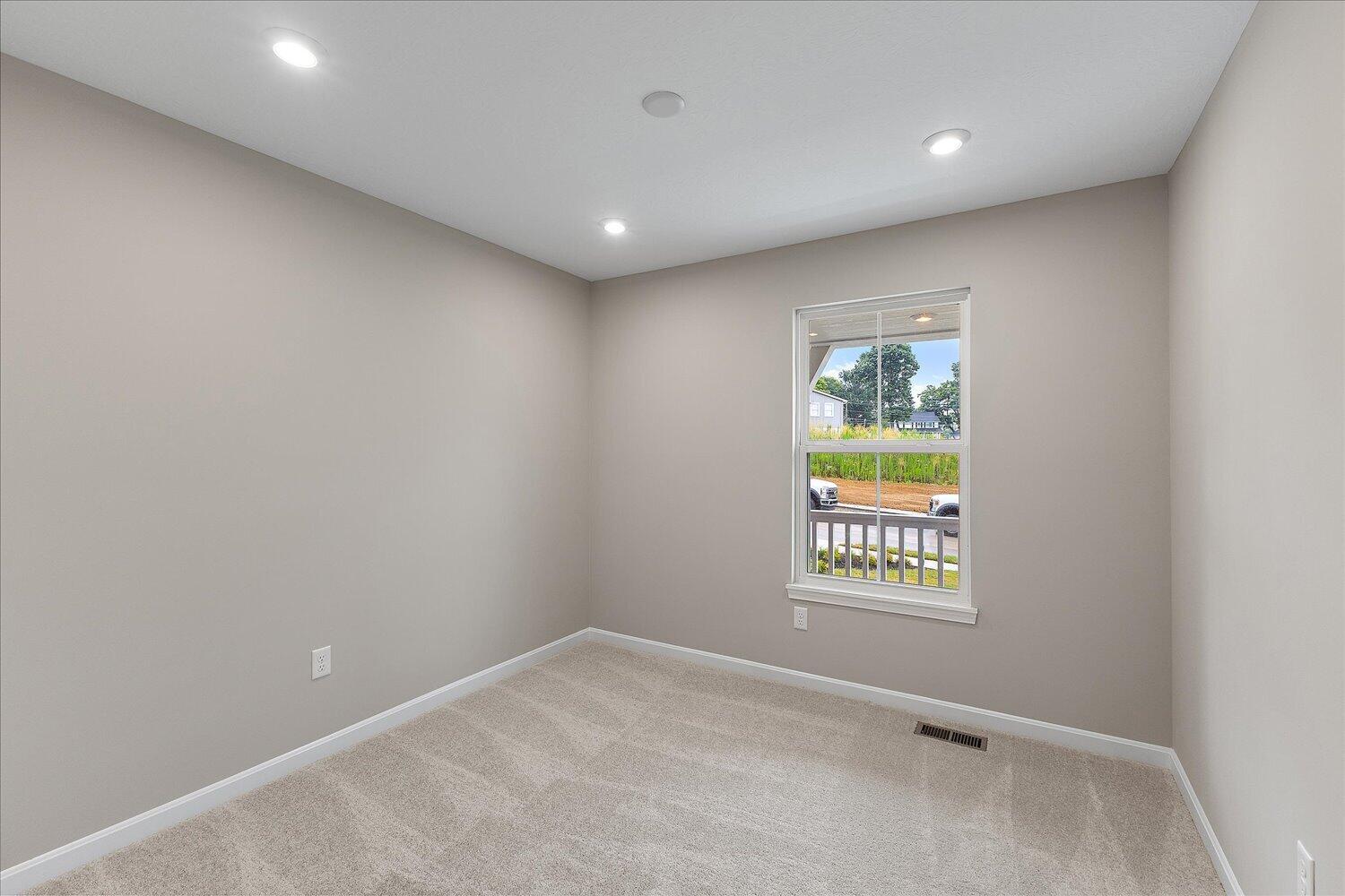 16-Bedroom 2