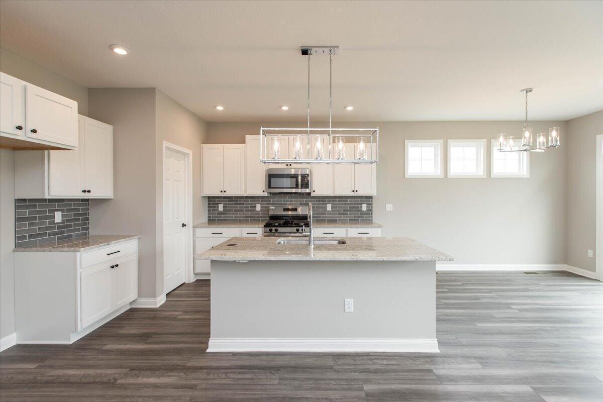 06-Kitchen