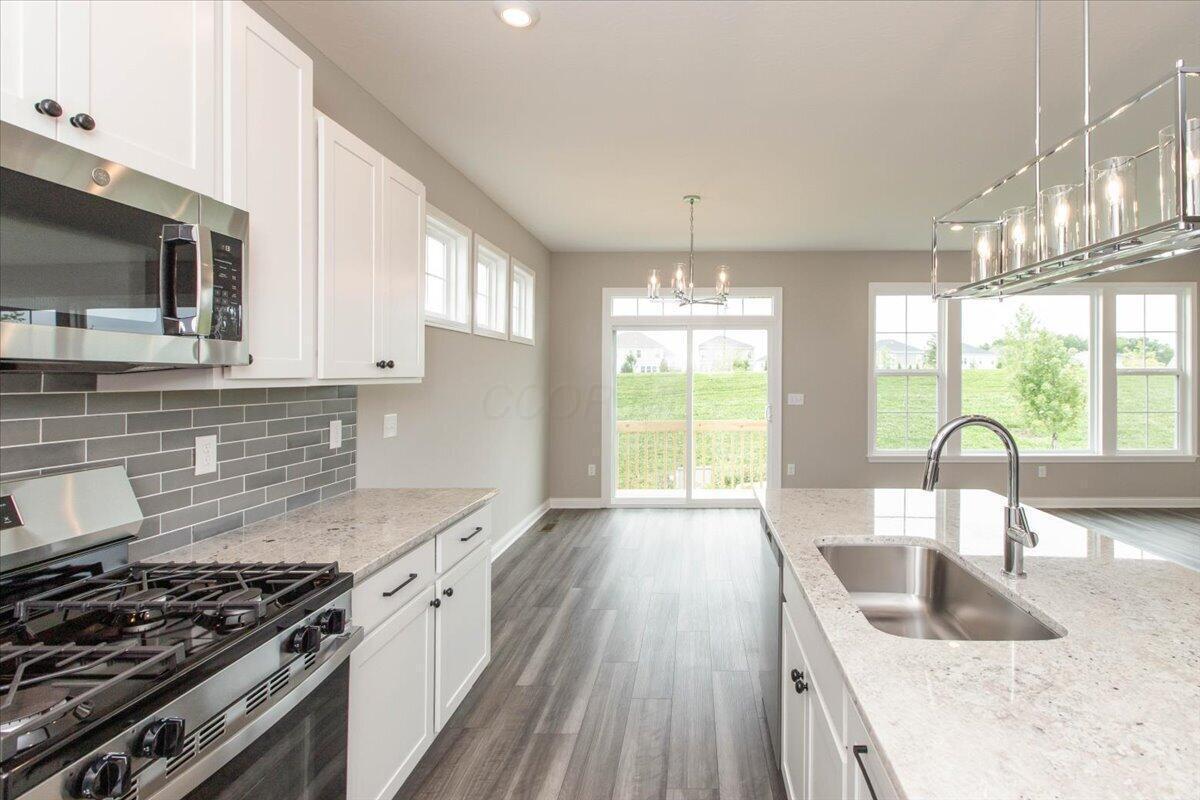 08-Kitchen