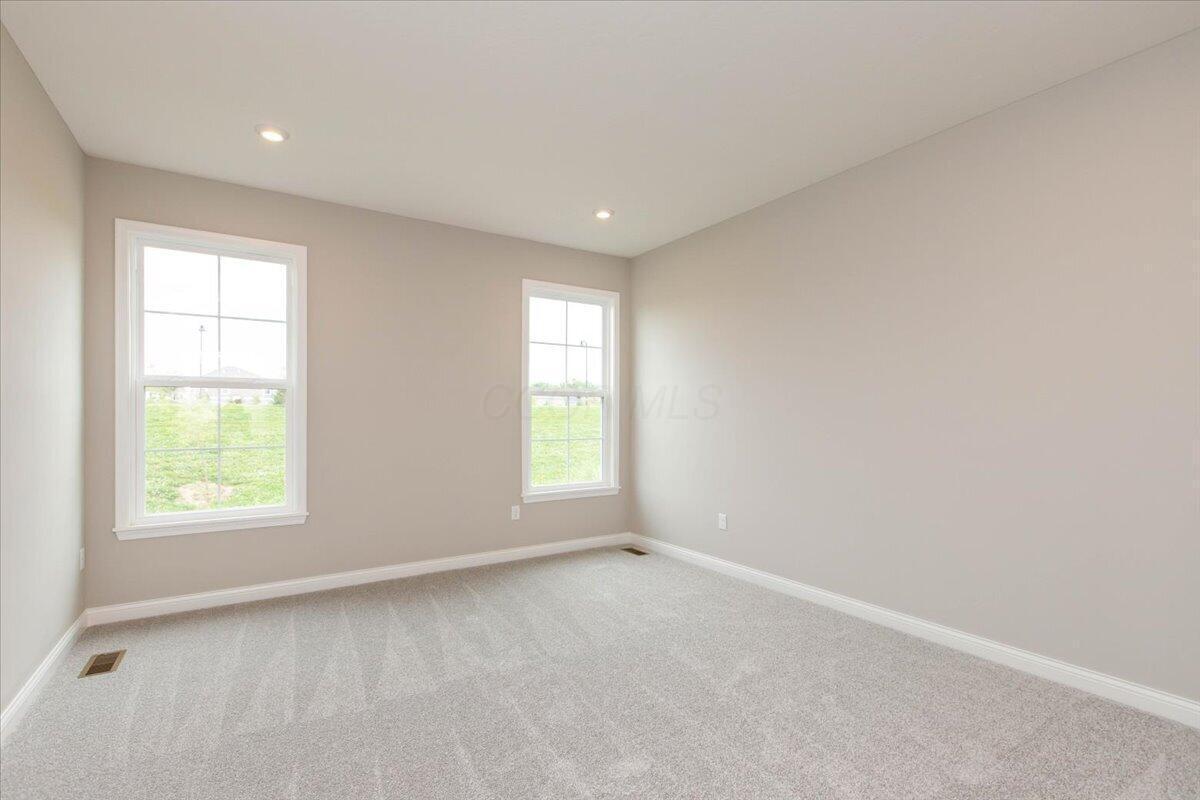18-Primary Bedroom