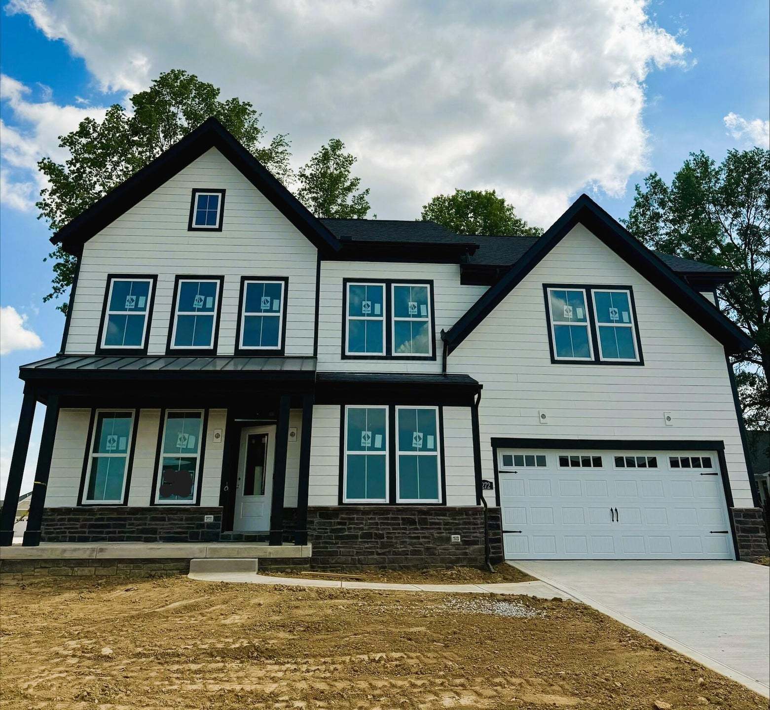 8272 Greenhill