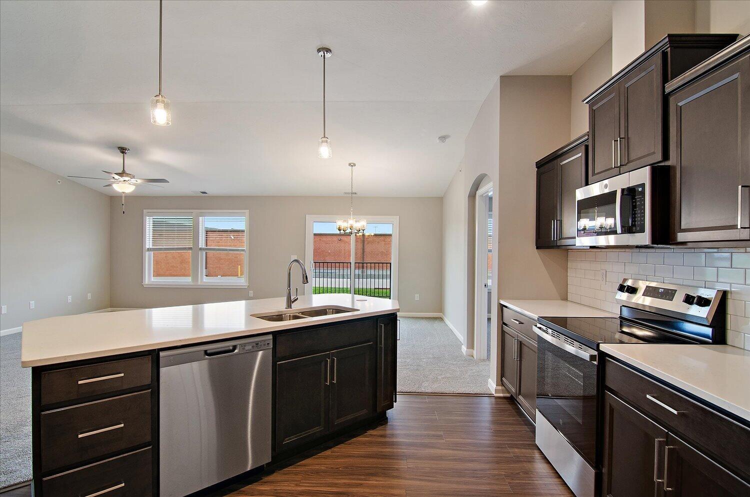 03-Kitchen