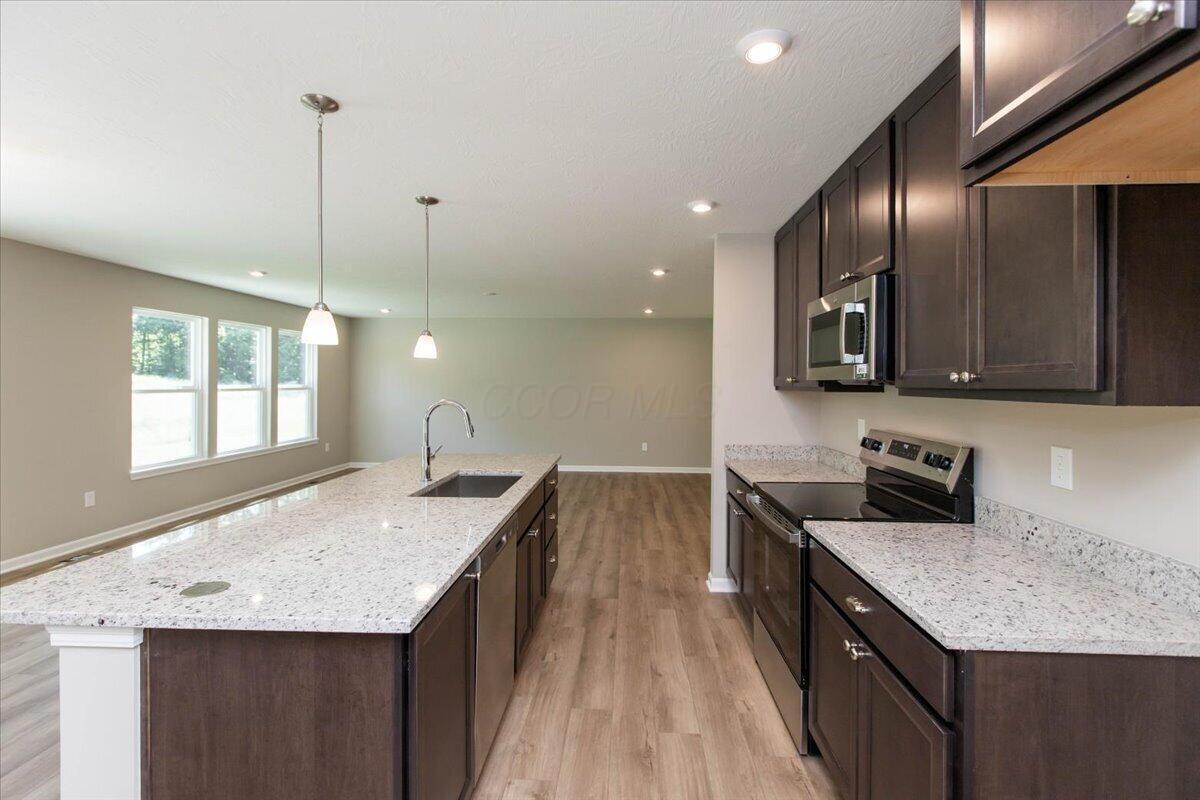 08-Kitchen