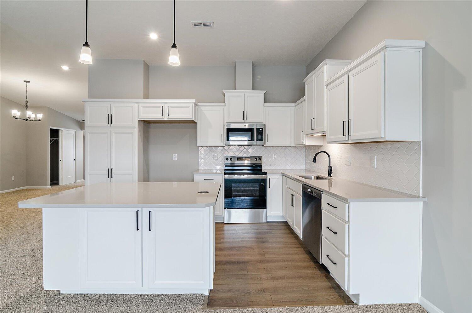 03-Kitchen