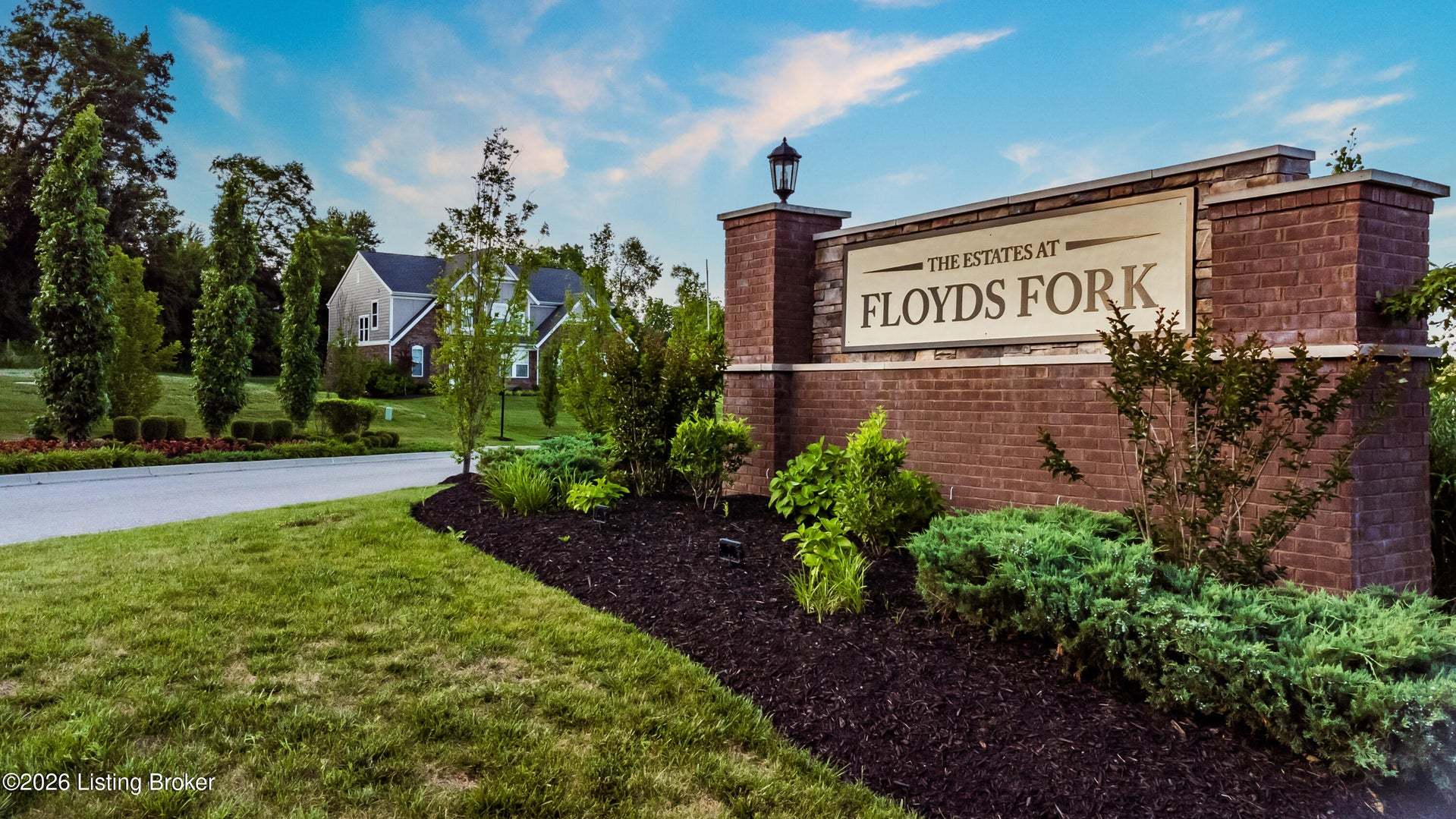 the-estates-at-floyds-fork_0fh0098_commu