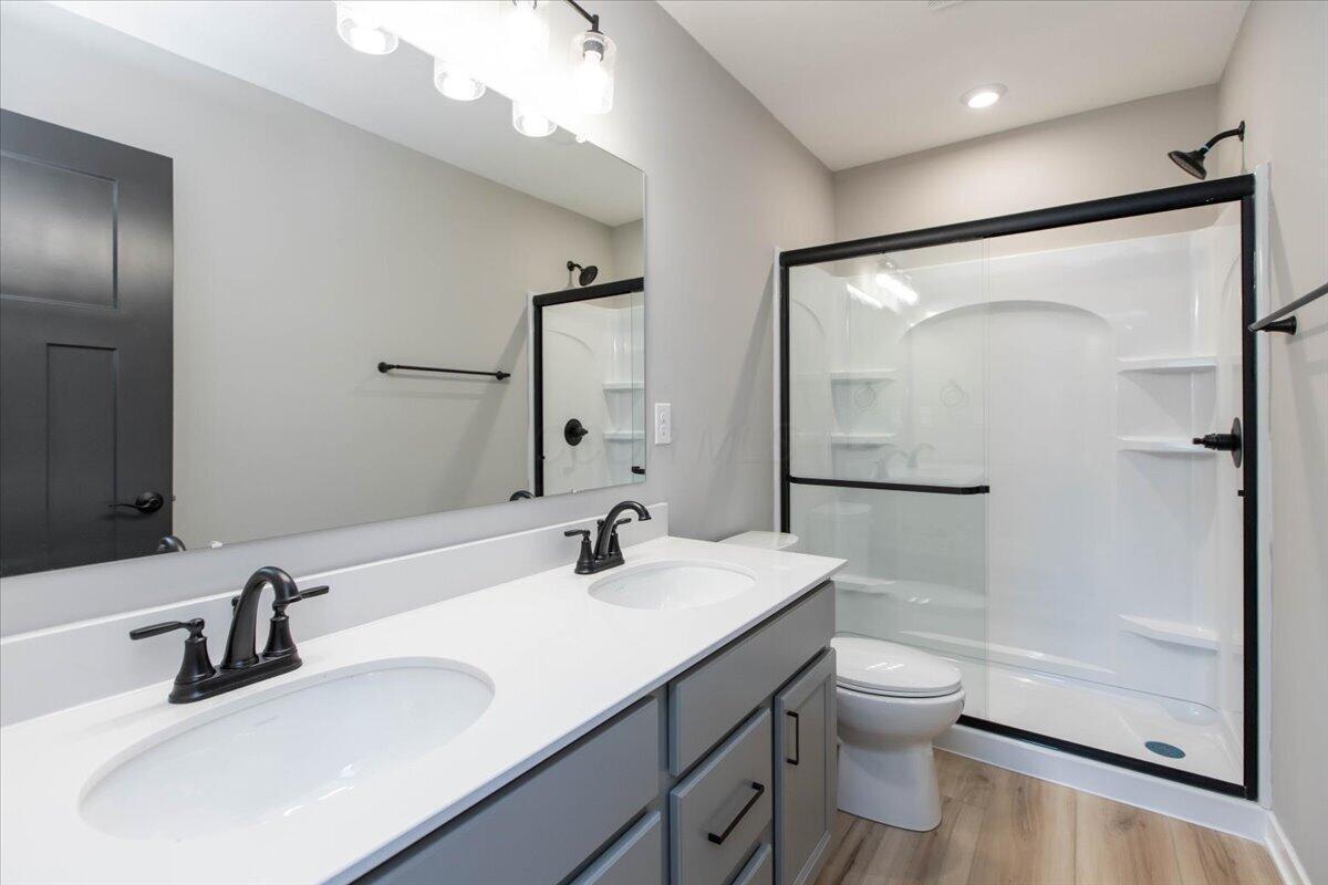27-Hall Bath