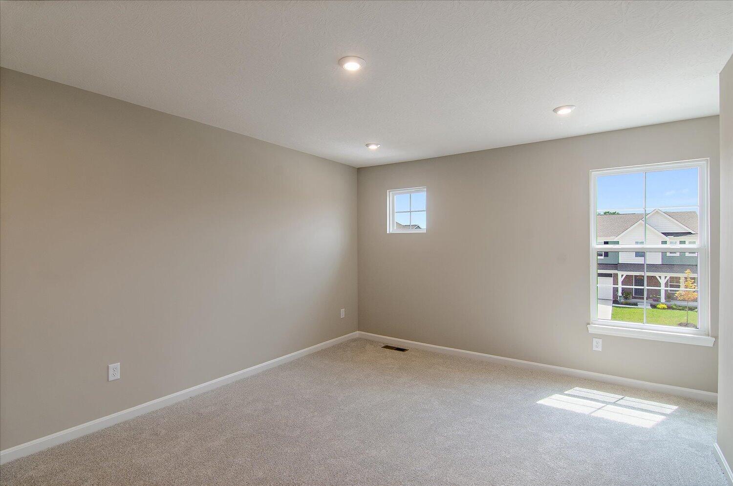 17-Primary Bedroom