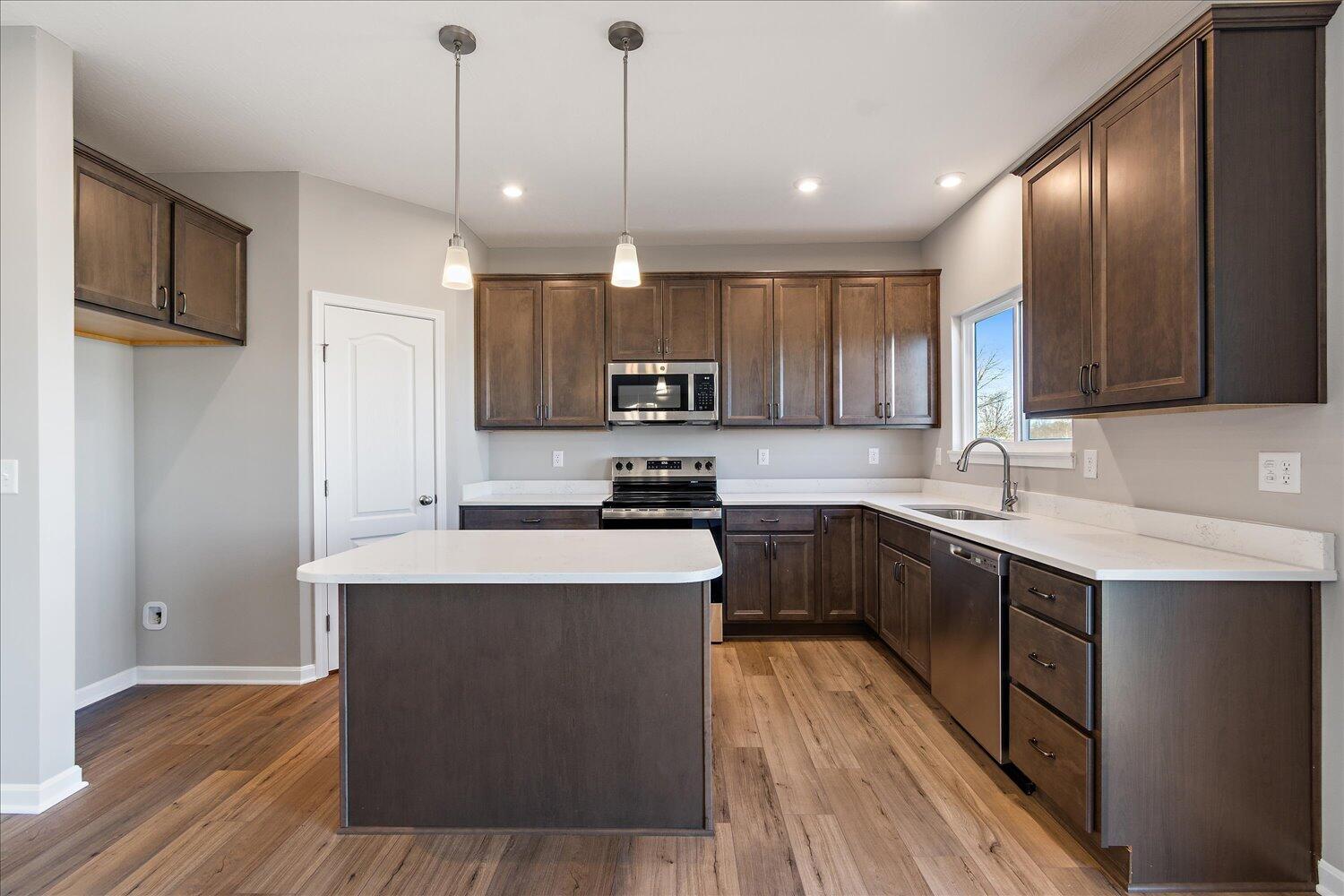 03-Kitchen