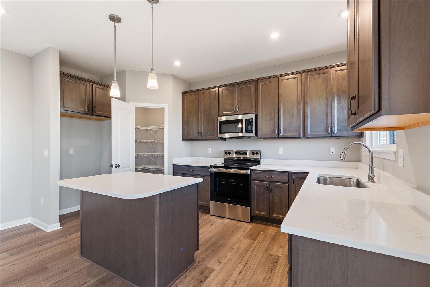 04-Kitchen