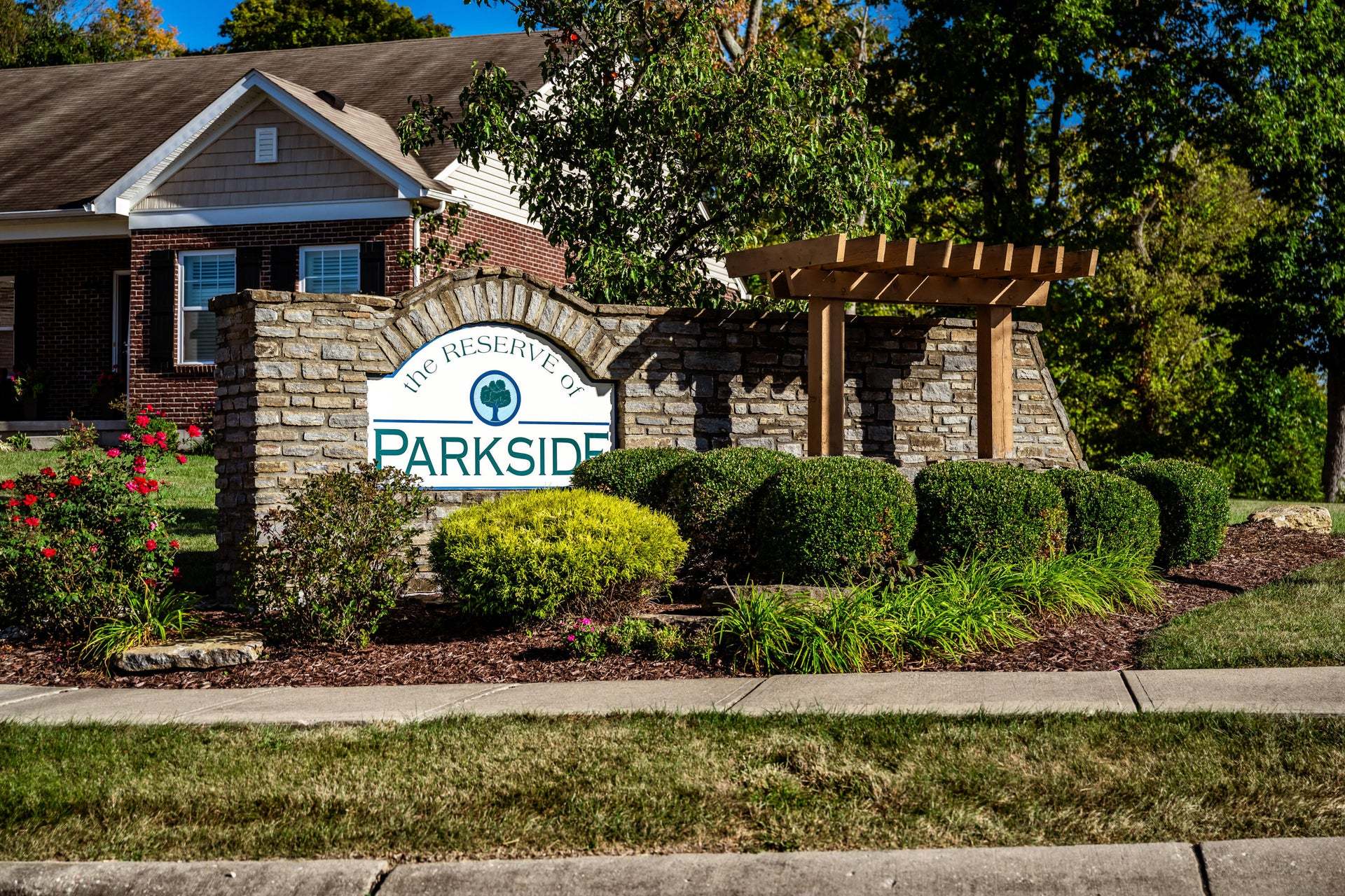 the-reserve-of-parkside_par_entry-monume