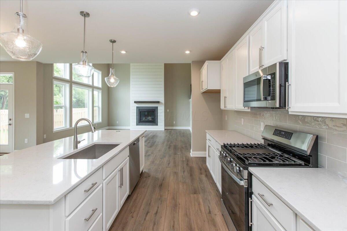 09-Kitchen