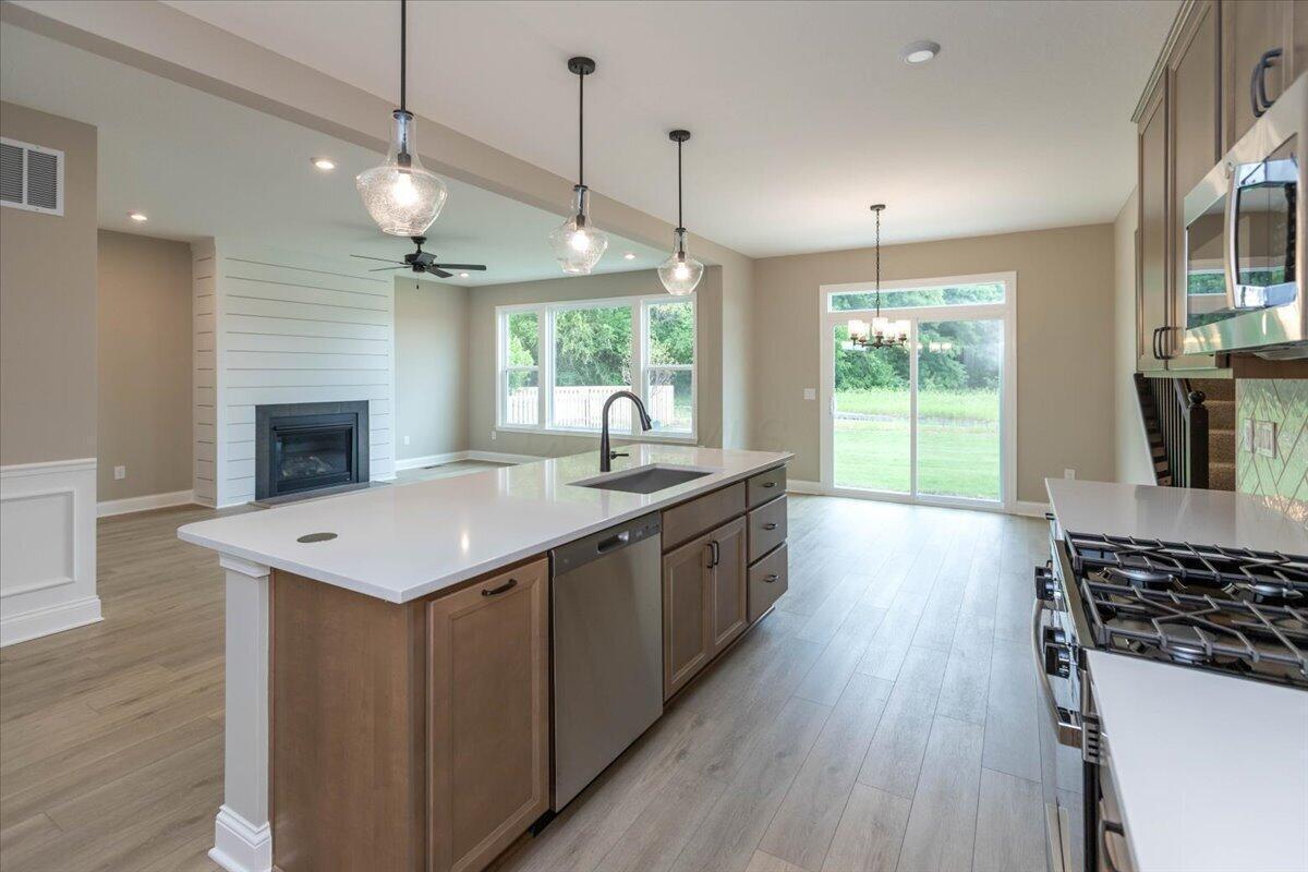 08-Kitchen