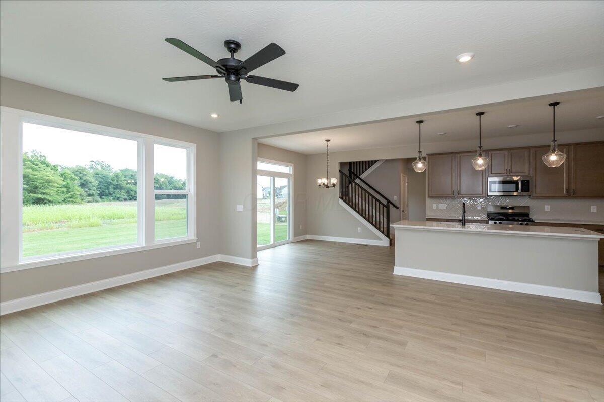 10-Living Room