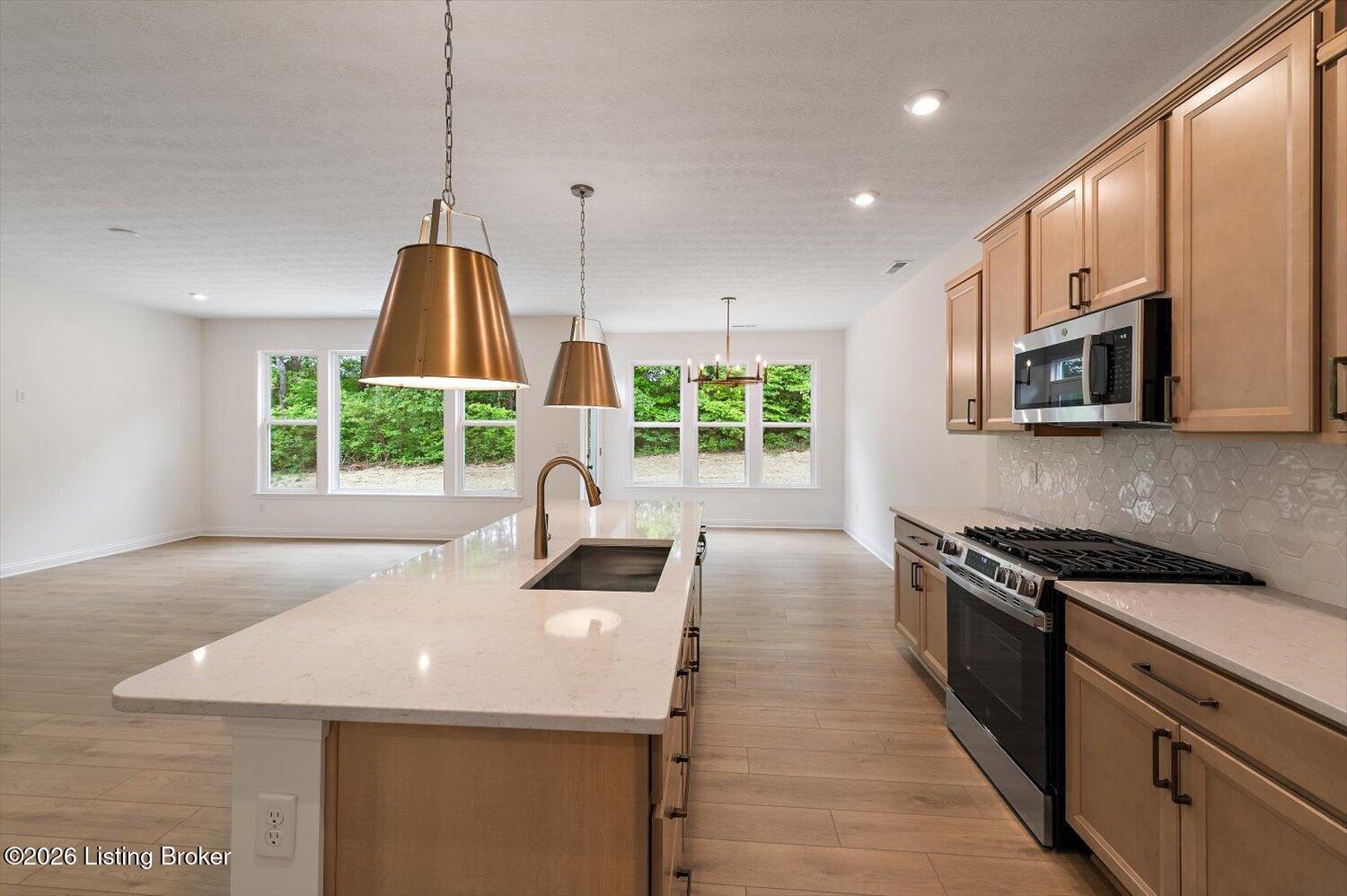 03-Kitchen