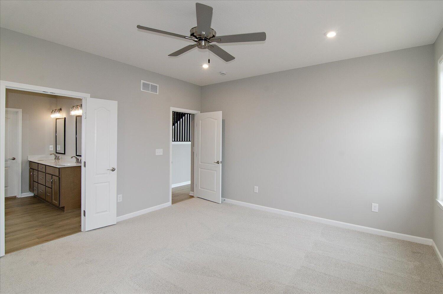 17-Primary Bedroom