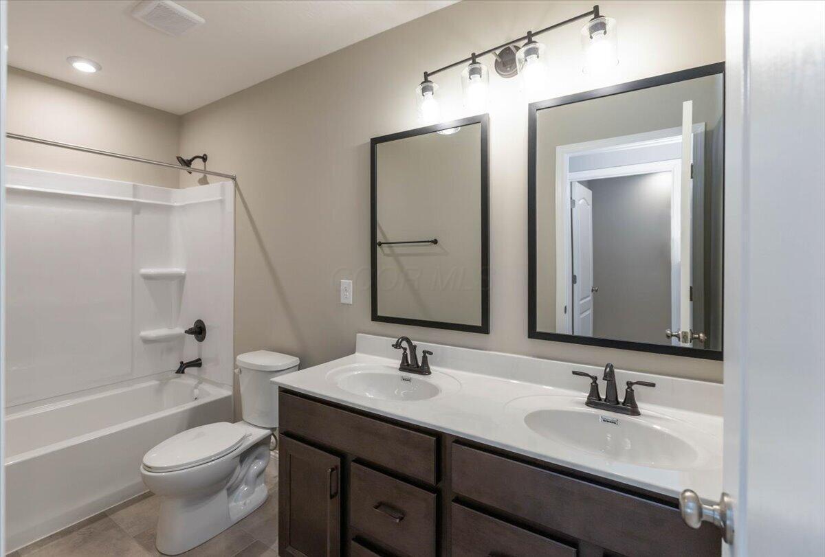 34-Hall Bath