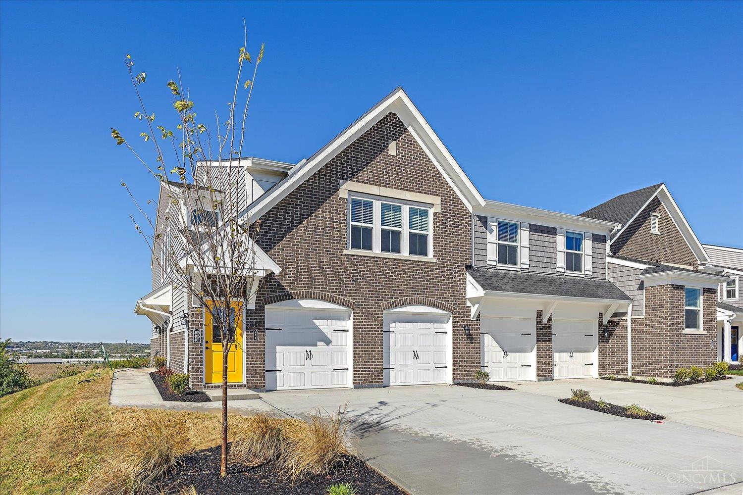 Hayward - B - Majors at Shaker Run: Lebanon, Ohio - Fischer Homes 