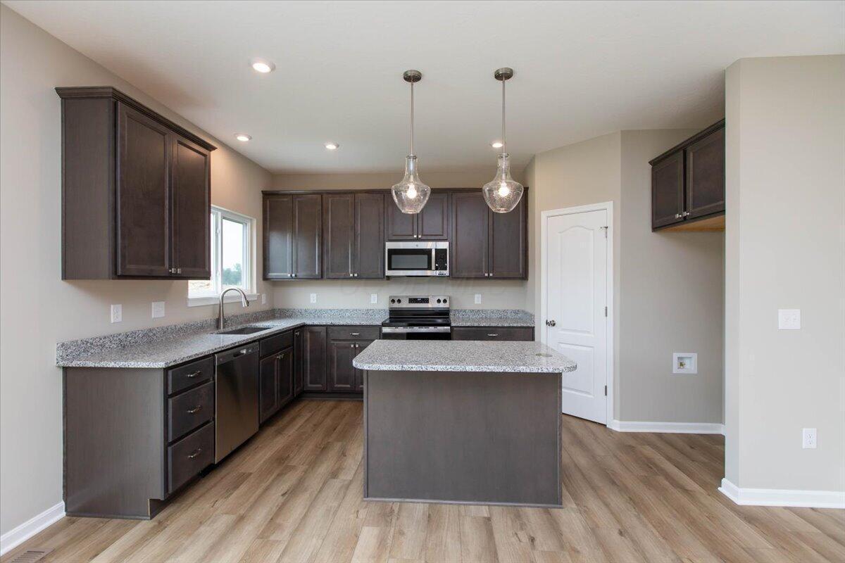 06-Kitchen