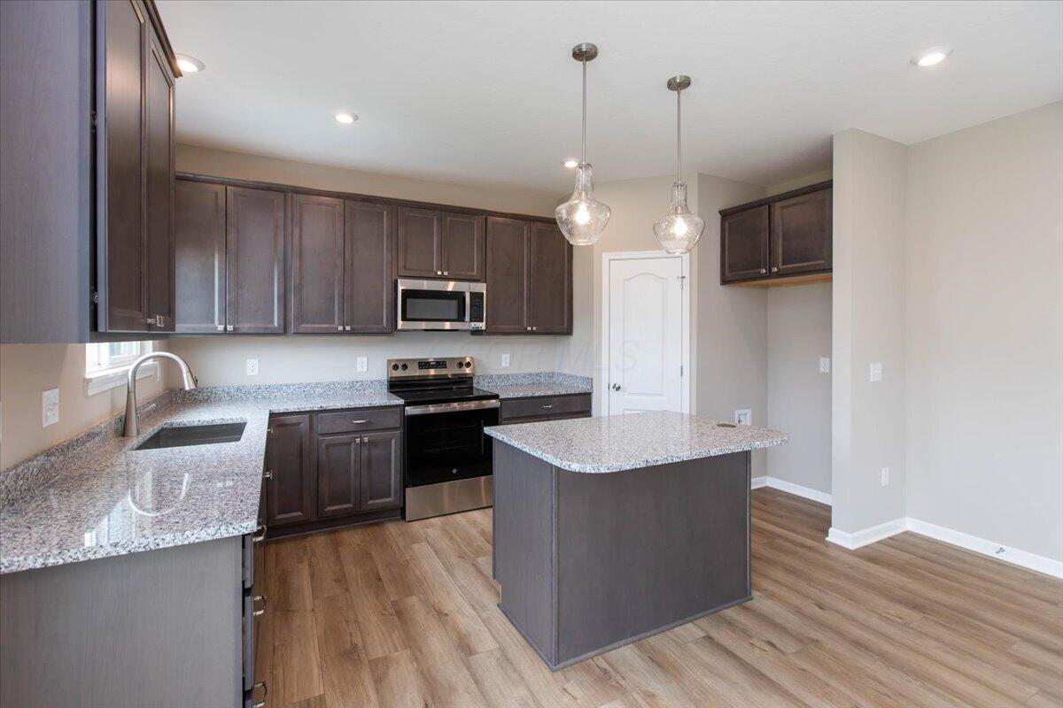 08-Kitchen