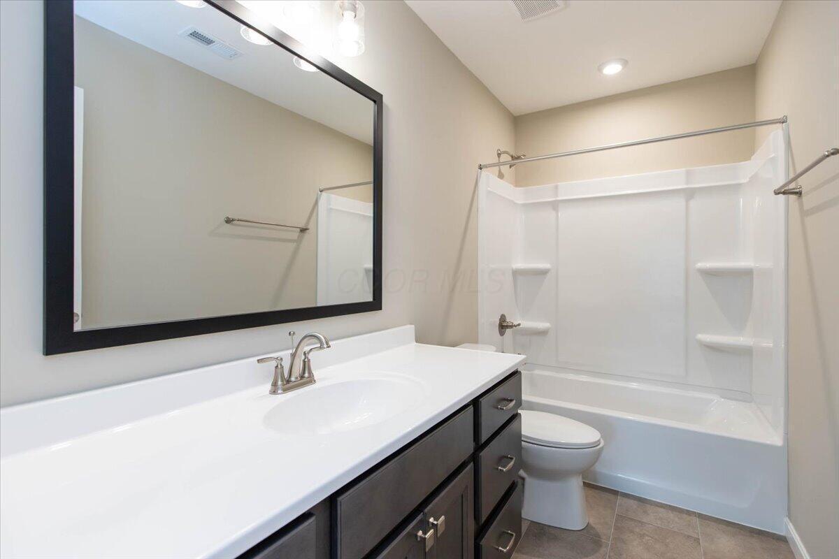 30-Hall Bath