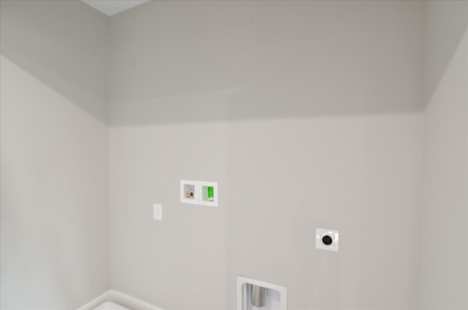 27-Laundry Room