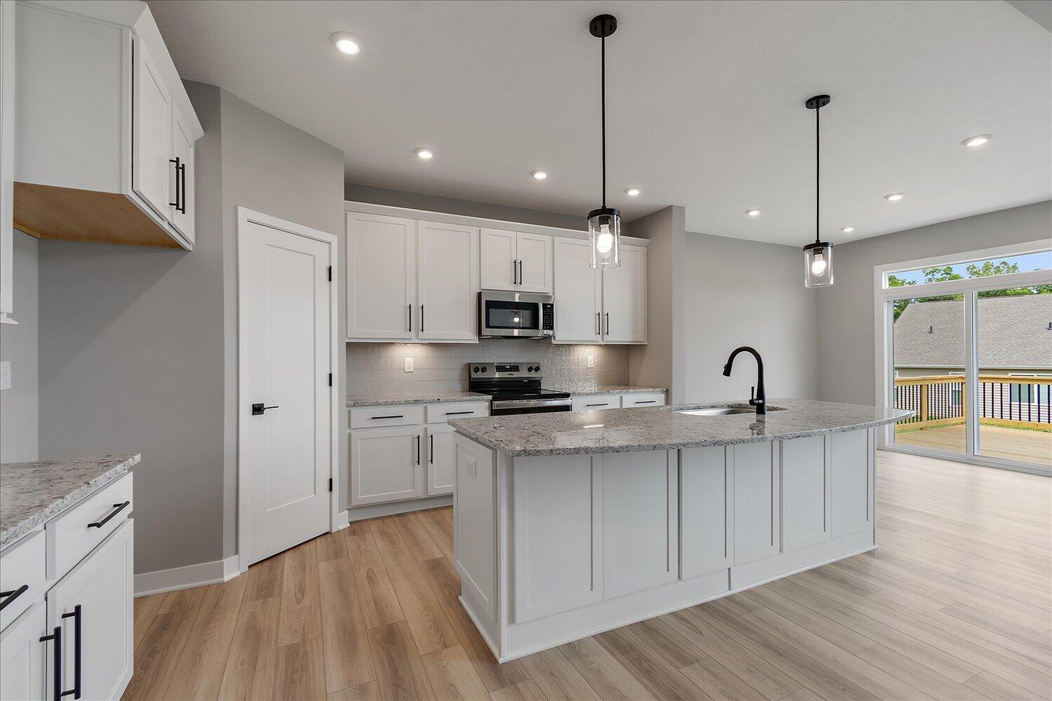 02-Kitchen
