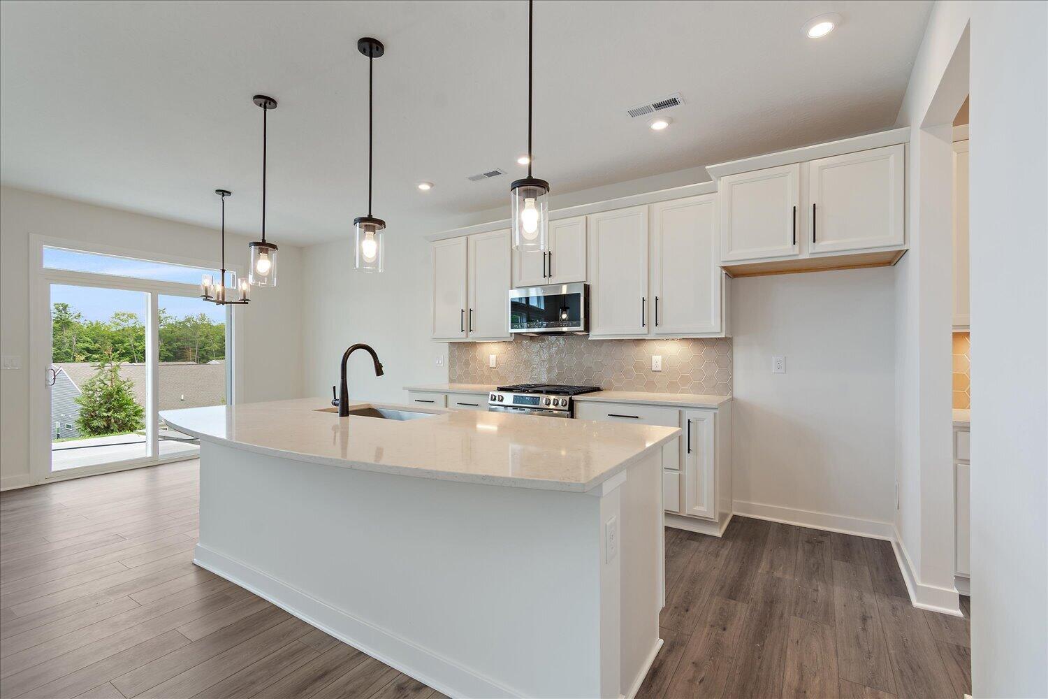02-Kitchen