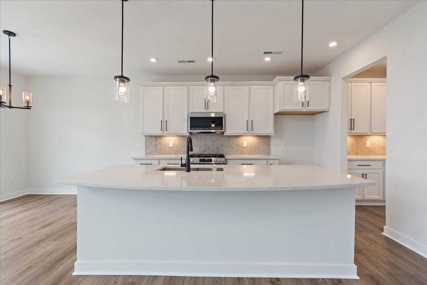 03-Kitchen